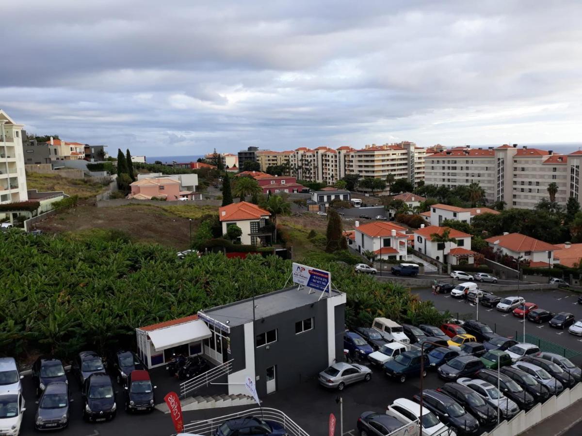 Elegant Apartment With Sea Views By Trip2Portugal Φουνκάλ Εξωτερικό φωτογραφία