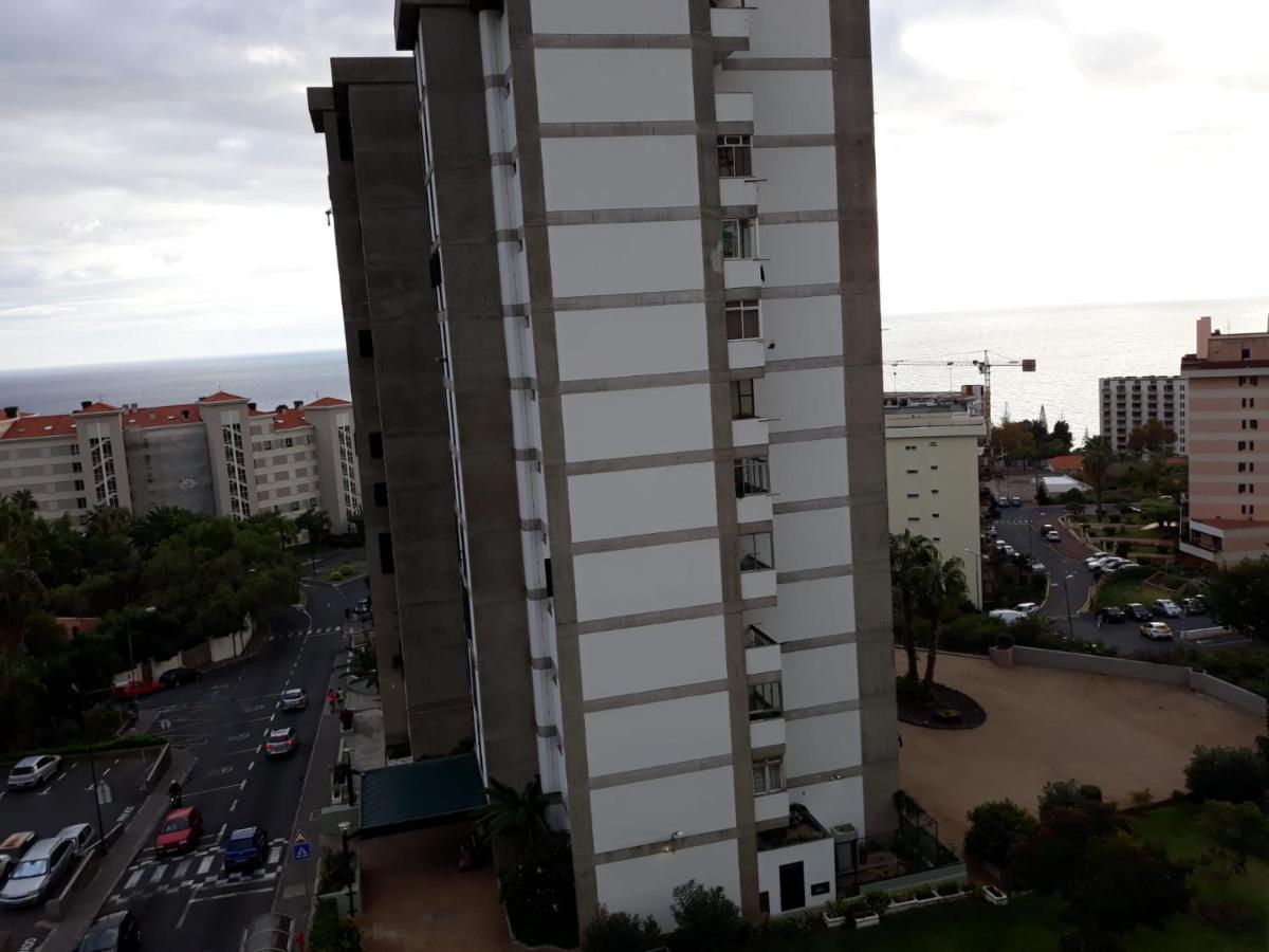 Elegant Apartment With Sea Views By Trip2Portugal Φουνκάλ Εξωτερικό φωτογραφία